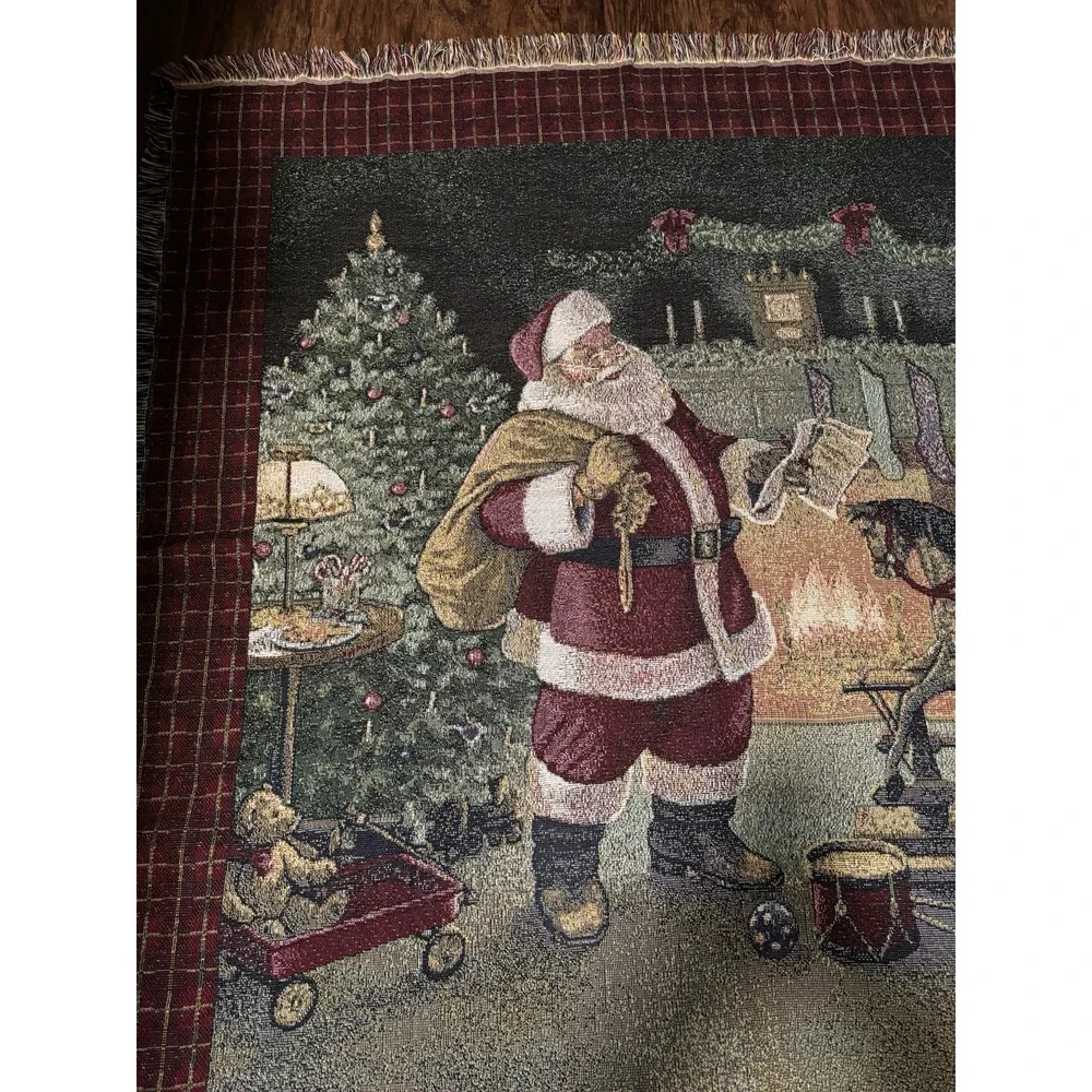 Mohawk Home Tapestry Throw Blanket Christmas Santa Claus 100% Acrylic Made In US